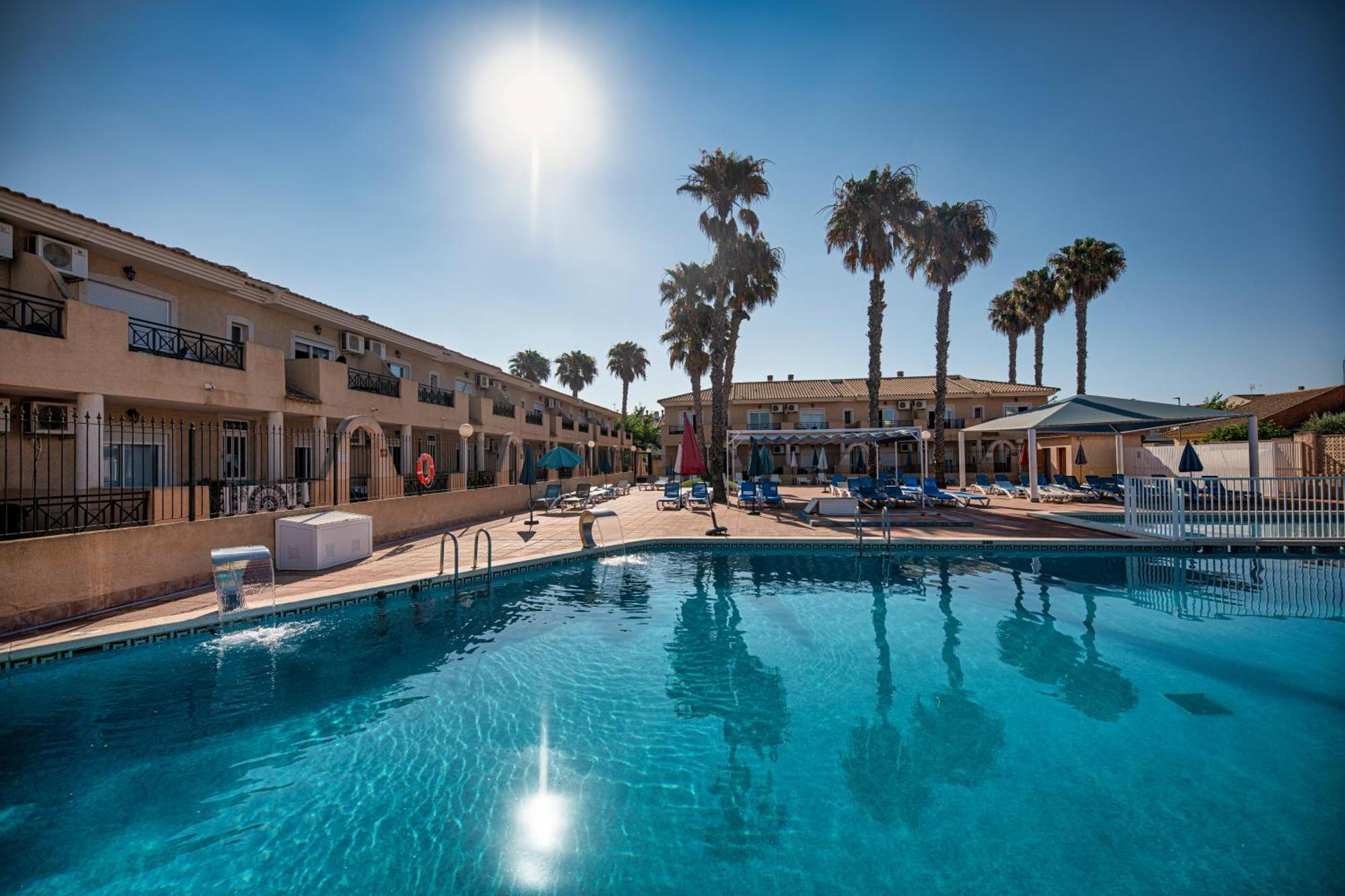 Destino De Sol De Los Alcázares Екстериор снимка